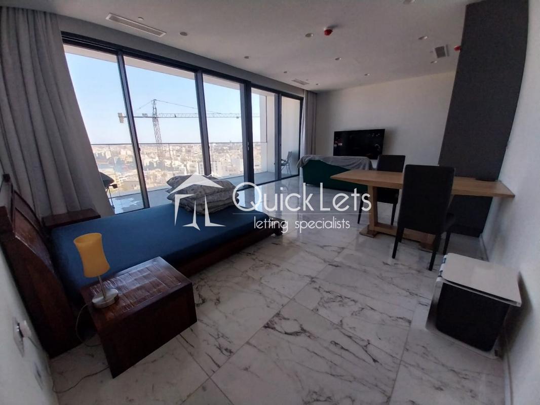 Azure Luxury Residence 2